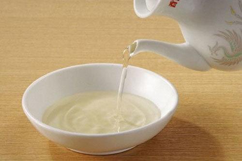 giấm trắng giải rượu