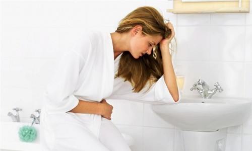 đại tiện ra máu có thể do ung thư dạ dày