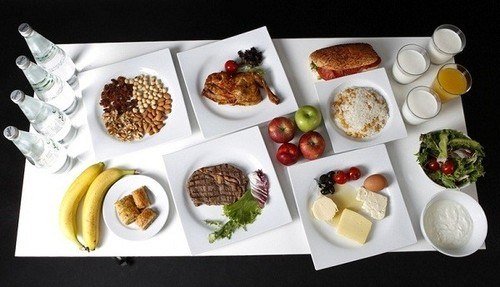 chia nhỏ bữa ăn cho bà bầu