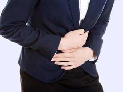 đau bụng âm ỉ không dứt