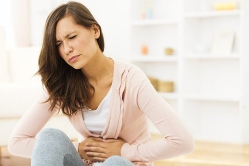 đau bụng dưới kèm đau lưng