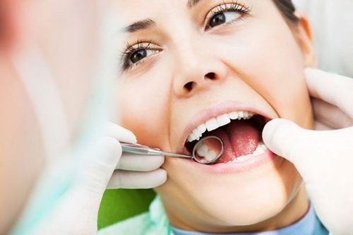 răng miệng cảnh báo chứng trào ngược dạ dày
