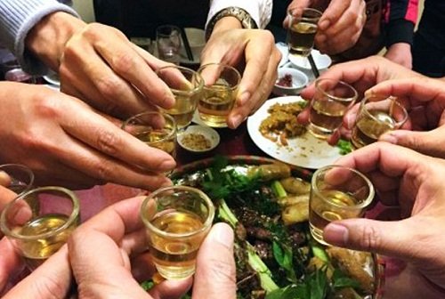 nguyên nhân vì sao thường bị đau dạ dày dịp tết