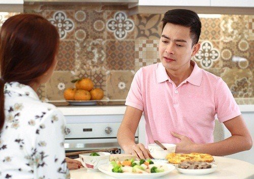 đau dạ dày có nên ăn trứng vịt lộn
