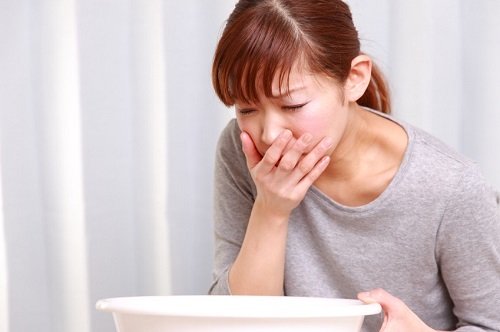 Đau thượng vị buồn nôn
