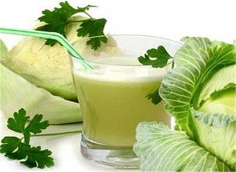 Chữa đau thượng vị buồn nôn bằng bắp cải