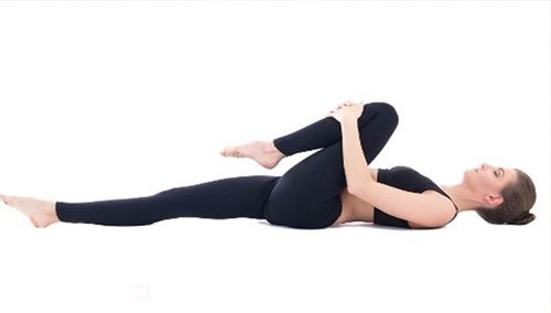 Yoga chữa trào ngược dạ dày co gối